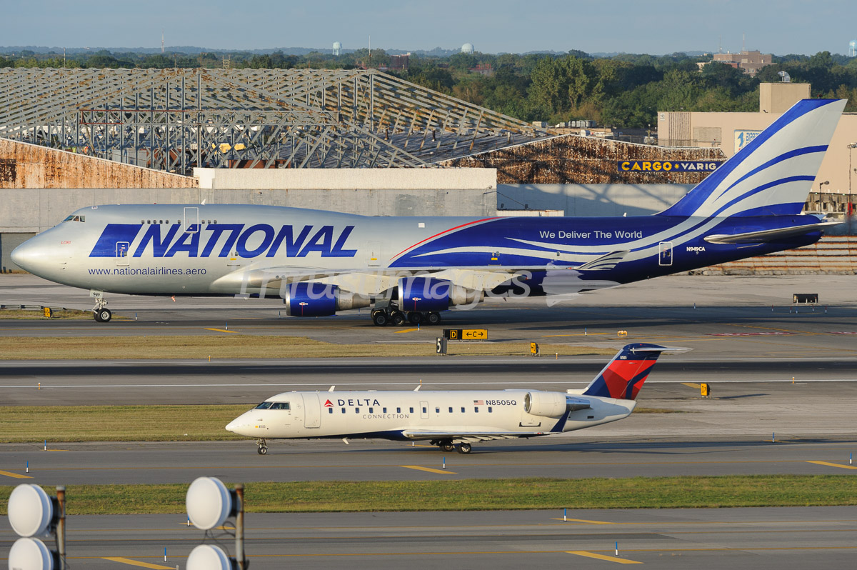 Canadair CL-600-2B19 Regional Jet CRJ-200LR N8505Q / 8505 (cn 75